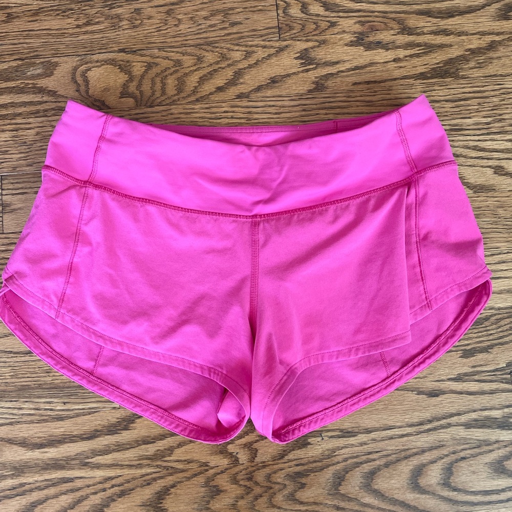 Lululemon Speed Up Low Rise Lined Short 2.5” in sonic pink!